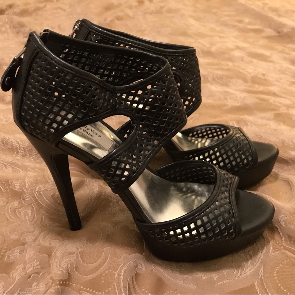 Simply Vera•Vera Wang•Svenny Black High Heels•SZ 7
